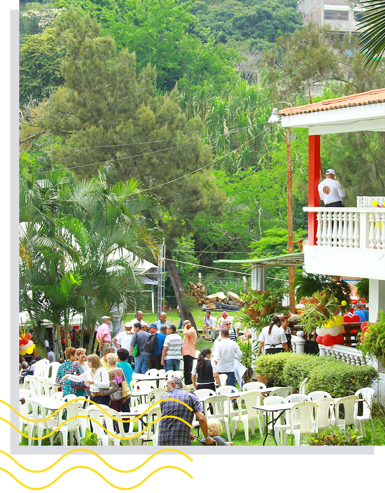 servicios-restaurante-clubemcali
